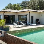Trinita Paradis Prive Piscine Et Loisirs *