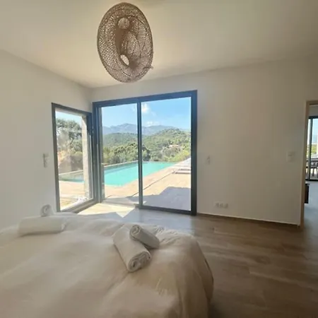 Trinita Paradis Prive Piscine Et Loisirs Vila