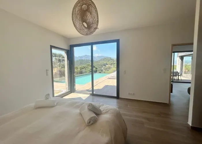 Trinita Paradis Prive Piscine Et Loisirs Villa