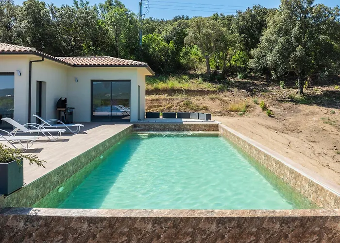 Trinita Paradis Prive Piscine Et Loisirs